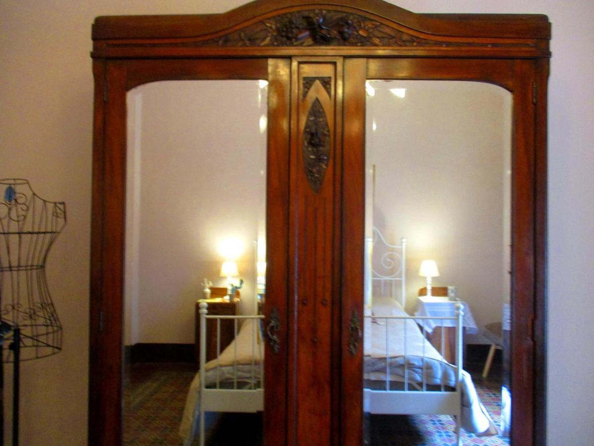 Diletta Oasi Bed & Breakfast คาตาเนีย ภายนอก รูปภาพ
