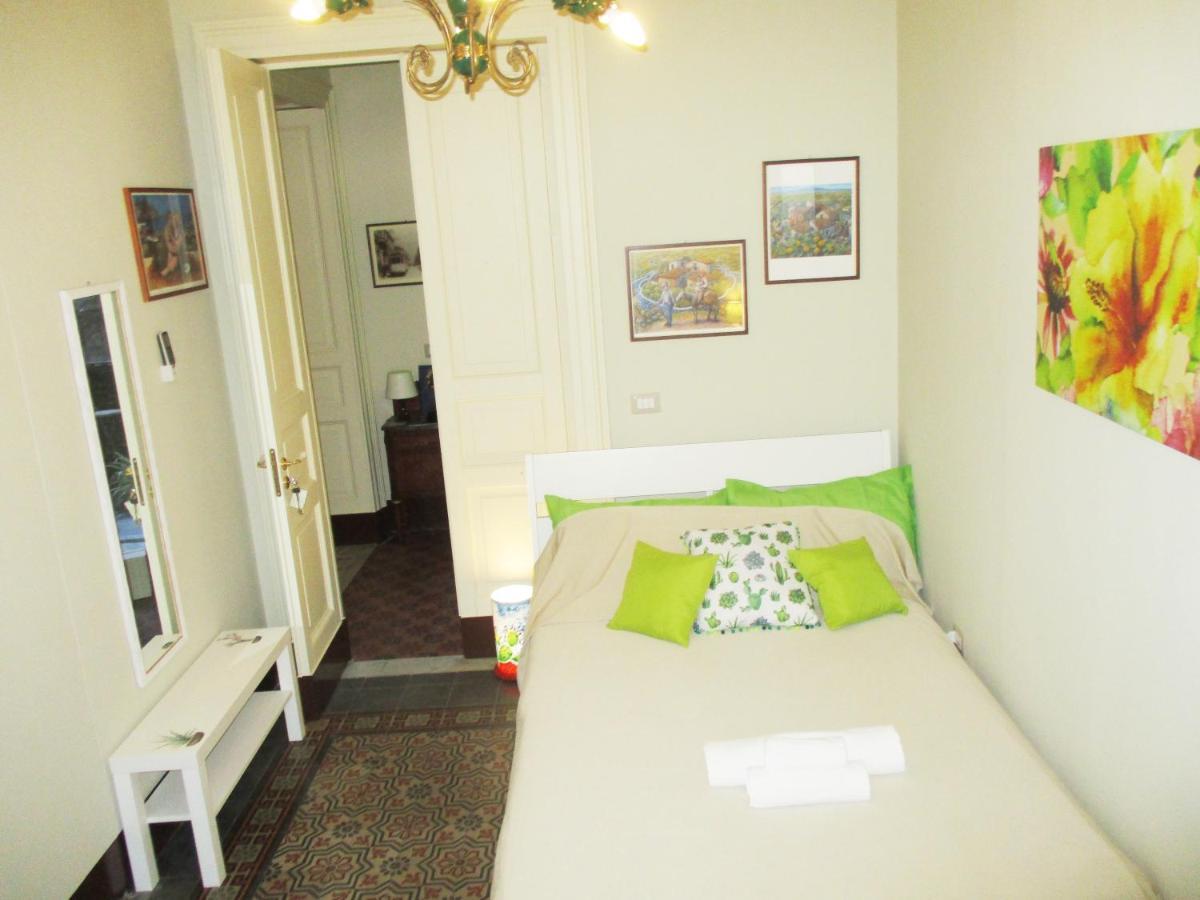 Diletta Oasi Bed & Breakfast คาตาเนีย ภายนอก รูปภาพ