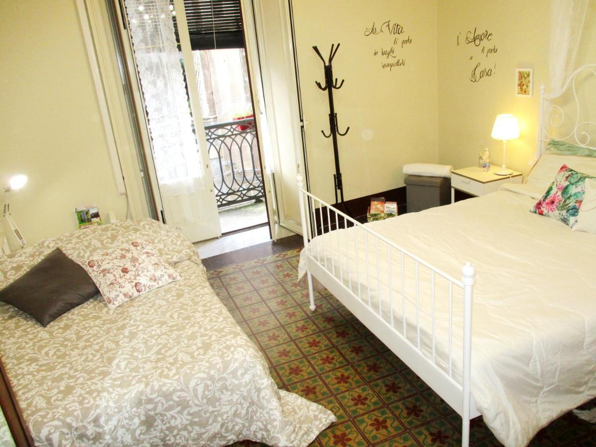 Diletta Oasi Bed & Breakfast คาตาเนีย ภายนอก รูปภาพ