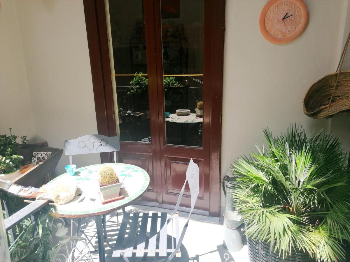 Diletta Oasi Bed & Breakfast คาตาเนีย ภายนอก รูปภาพ